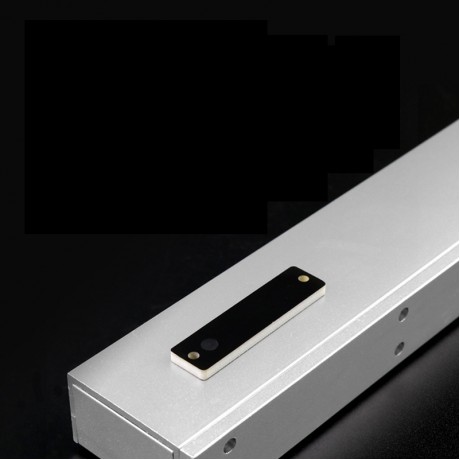 Ultra high frequency RFID electronic tag dual hole 8m reading distance PCB anti metal tag